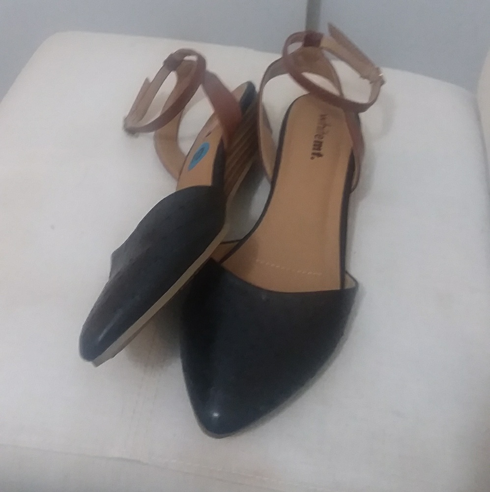 Womens black ankle strap flats